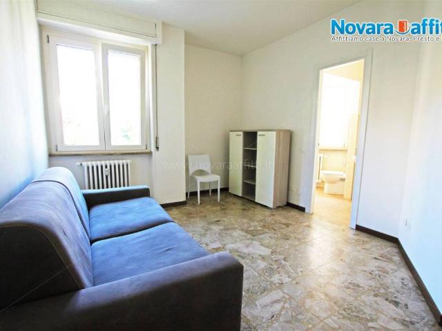 Appartamento in affitto a Novara via 23 Marzo, 73, arredato, riscaldamento centralizzato, parzialmente ristrutturato TrovaCasa