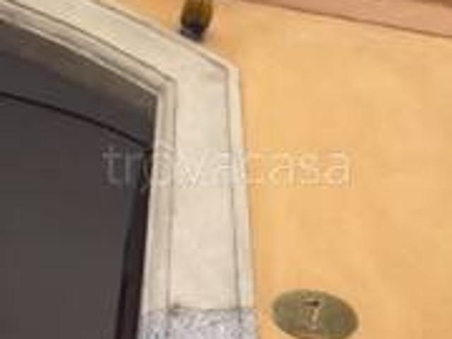 Appartamento in affitto a Novara via Dolores Bello, 7, arredato, immobile di prestigio, ristrutturato TrovaCasa