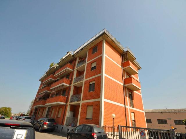 Appartamento in affitto a Novara NO