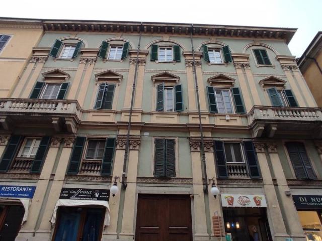 Appartamento in affitto a Novara NO