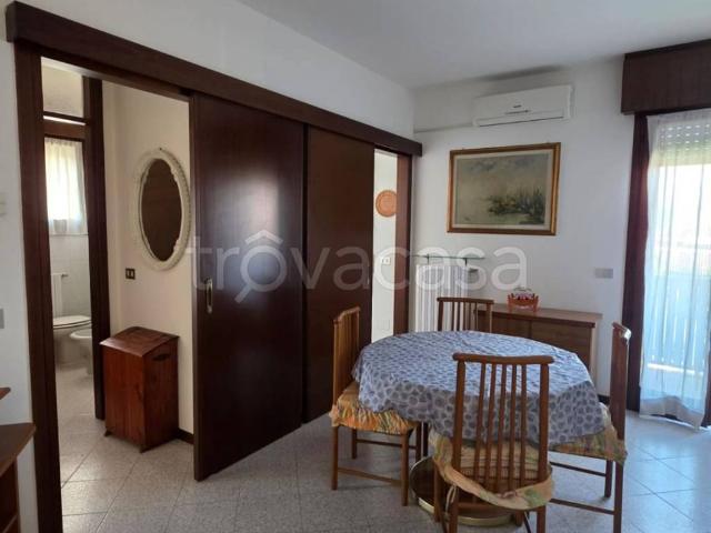Appartamento in affitto a Occhiobello, arredato, box, terrazzo TrovaCasa