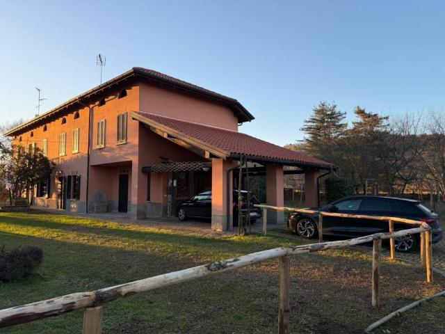 Appartamento in affitto a Oleggio Castello NO