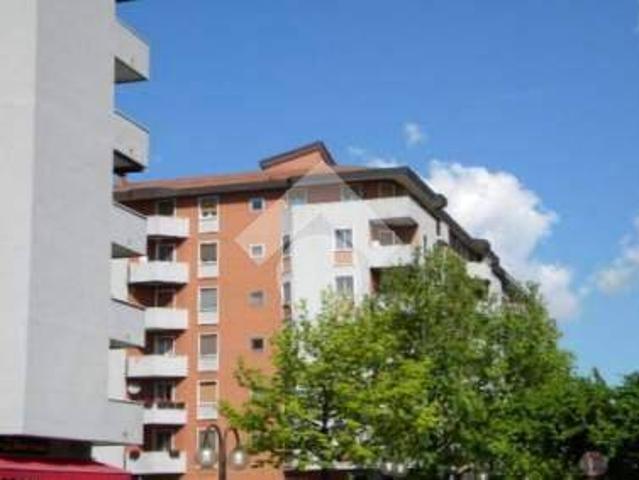 Appartamento in affitto a Opera via gemelli, 2, box, parzialmente arredato, doppia esposizione TrovaCasa