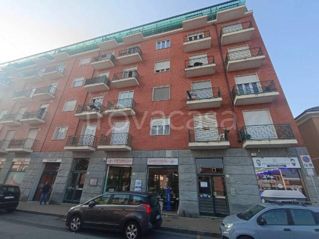 Appartamento in affitto a Orbassano viale Regina Margherita, 9, arredato, libero subito, balcone TrovaCasa
