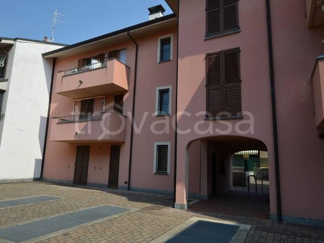 Appartamento in affitto a Ornago via Santuario, 5, arredato, balcone TrovaCasa
