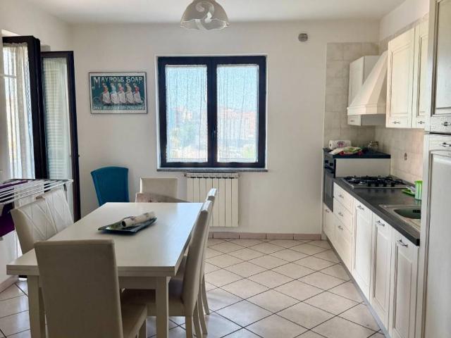 Appartamento in affitto a Aversa CE