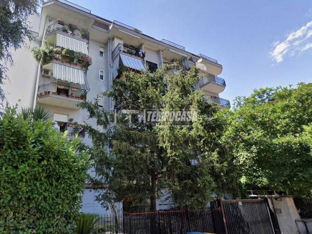 Appartamento in affitto a Aversa CE
