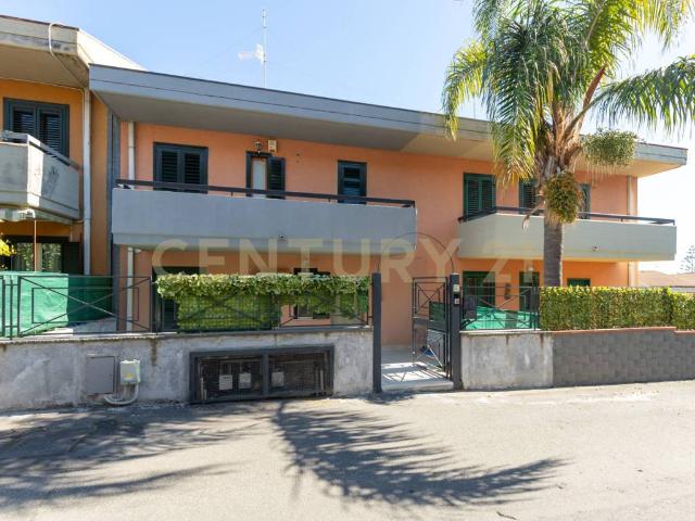 Appartamento in affitto a Aci Catena CT