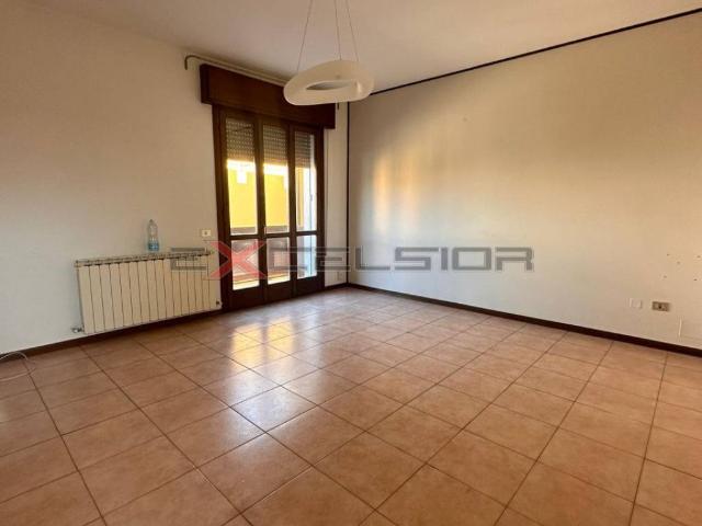Appartamento in affitto a Adria RO