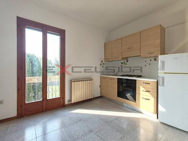 Appartamento in affitto a Adria RO