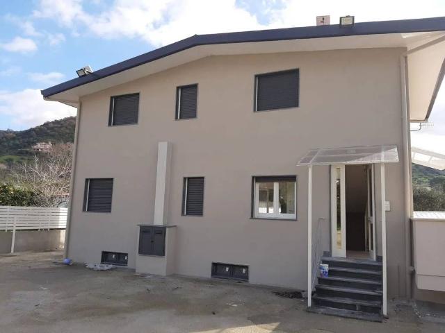 Appartamento in affitto a Agropoli SA