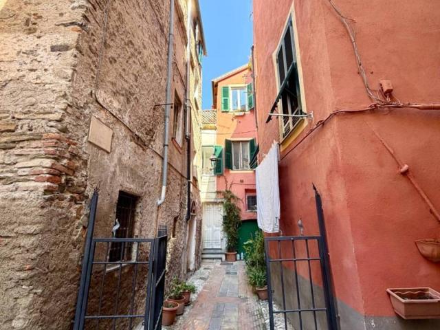 Appartamento in affitto a Albenga SV