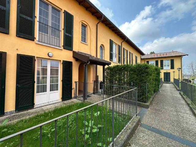 Appartamento in affitto a Albiolo CO