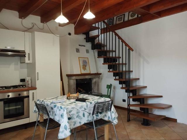 Appartamento in affitto a Almenno San Bartolomeo BG