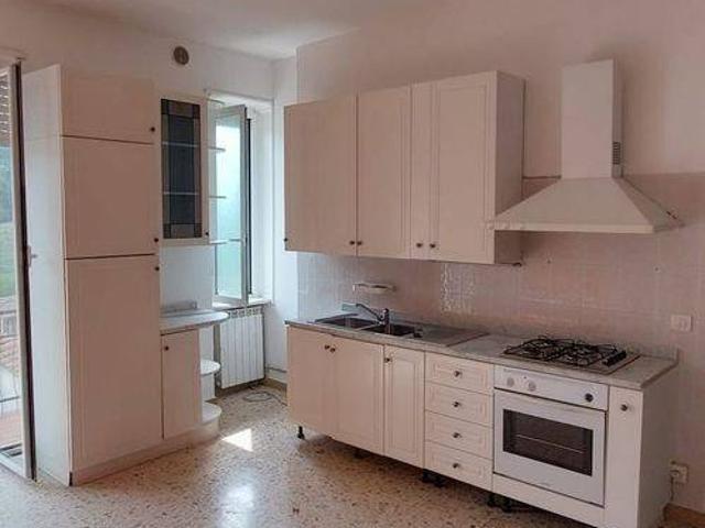 Appartamento in affitto a Alta Val Tidone PC