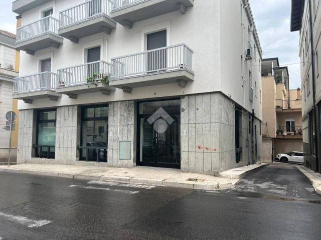 Appartamento in affitto a Altamura BA