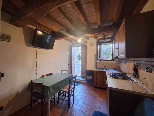 Appartamento in affitto a Amelia TR