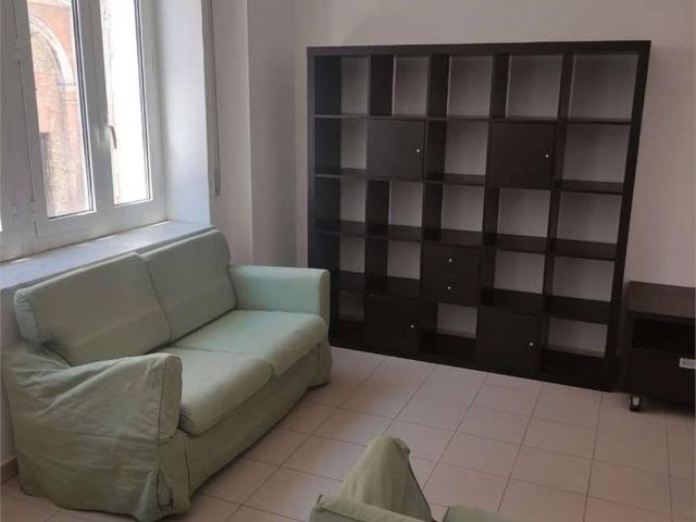 Appartamento in affitto a Ancona AN