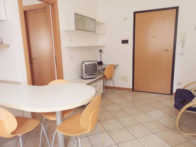 Appartamento in affitto a Ancona AN
