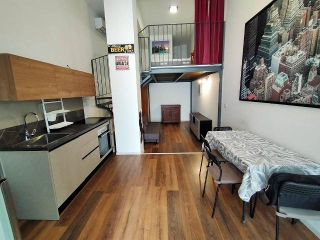 Appartamento in affitto a Ancona AN