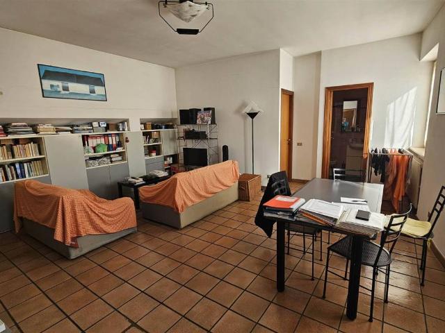 Appartamento in affitto a Ancona AN