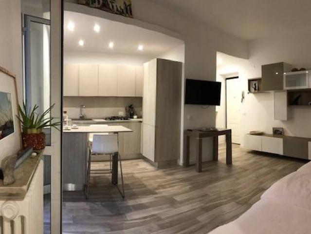 Appartamento in affitto a Ancona AN