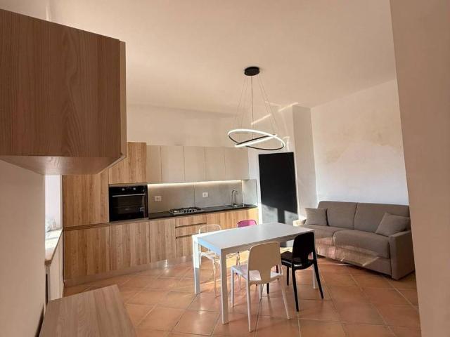 Appartamento in affitto a Ancona AN
