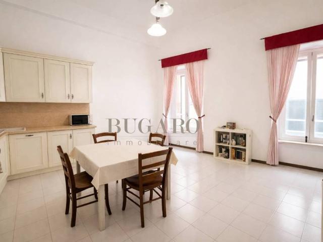 Appartamento in affitto a Ancona AN