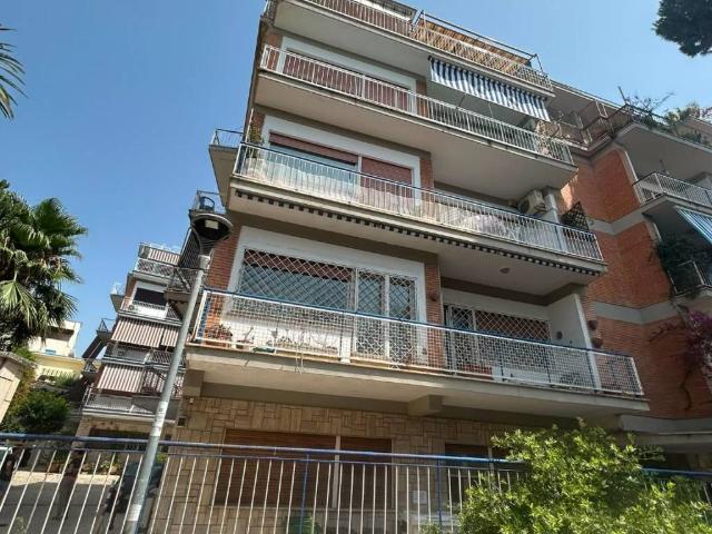 Appartamento in affitto a Anzio RM