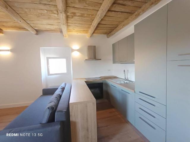 Appartamento in affitto a Appiano Gentile CO