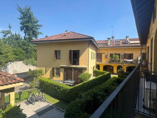 Appartamento in affitto a Arcore MB