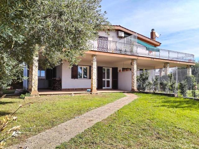 Appartamento in affitto a Ardea RM