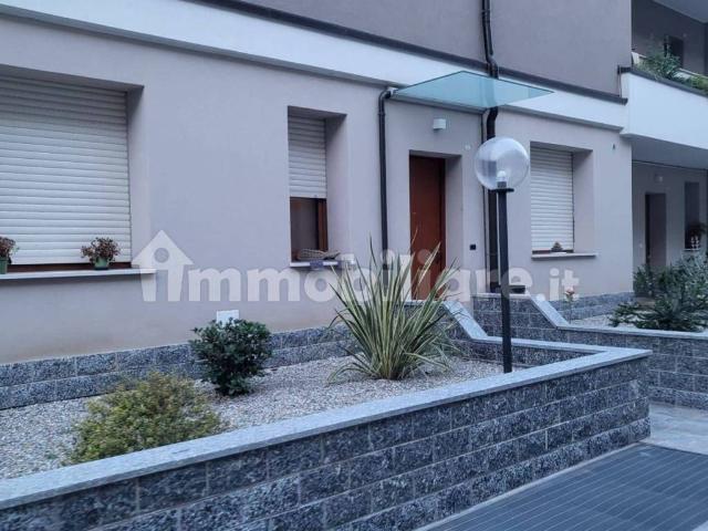 Appartamento in affitto a Arese MI