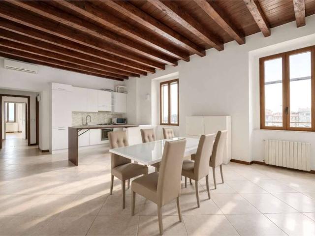 Appartamento in affitto a Arona NO