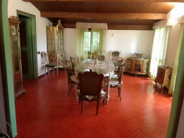 Appartamento in affitto a Asso CO