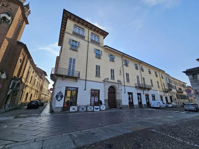 Appartamento in affitto a Asti