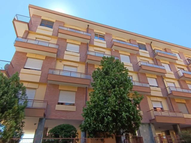 Appartamento in affitto a Asti in VIA NOGARO