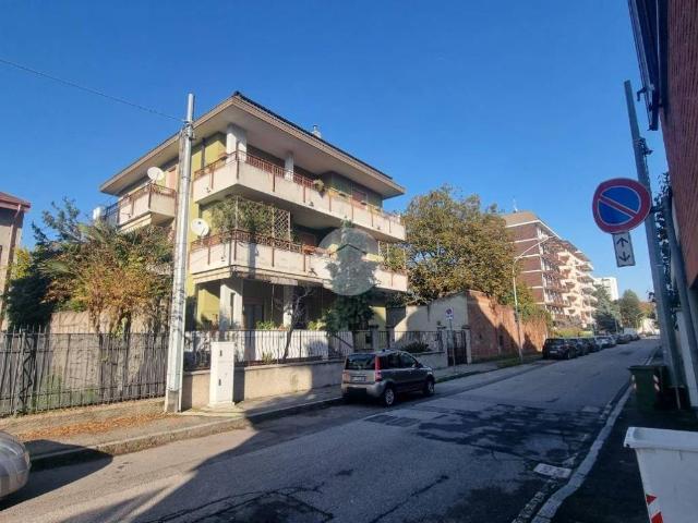 Appartamento in affitto a Busto Arsizio VA
