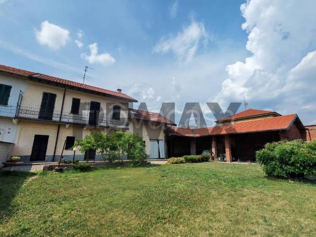 Appartamento in affitto a Busto Arsizio via otto martiri, 10, arredato, giardino privato, terrazzo TrovaCasa