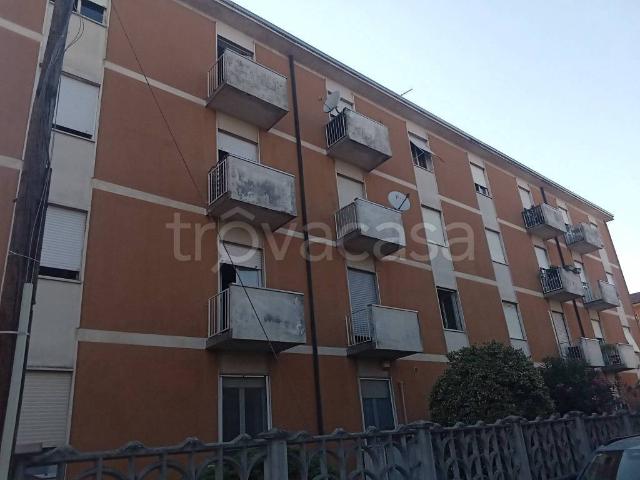 Appartamento in affitto a Busto Arsizio via Flavio Gioia, 3, arredato, lavatrice, porta blindata TrovaCasa