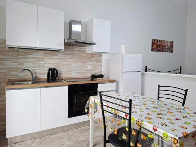 Appartamento in affitto a Buti 32 mq Rif: 1413458