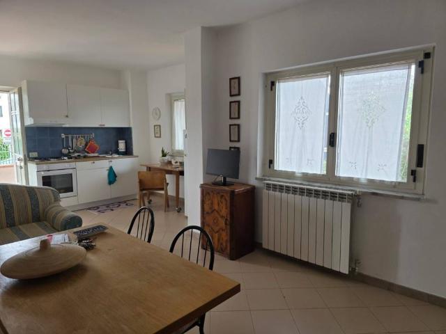 Appartamento in Affitto a Bacoli