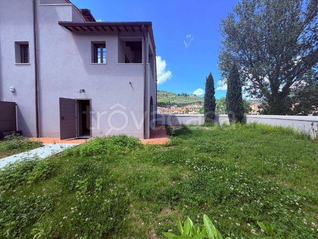Appartamento in affitto a Bagno a Ripoli via di Compiobbi, arredato, giardino privato, posto auto TrovaCasa