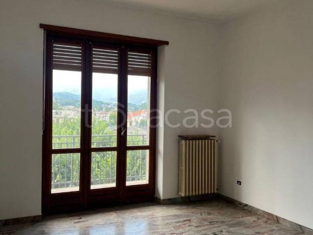 Appartamento in affitto a Bagnolo Piemonte via Camillo Benso di Cavour, 4, non arredato/vuoto, giardino, box TrovaCasa