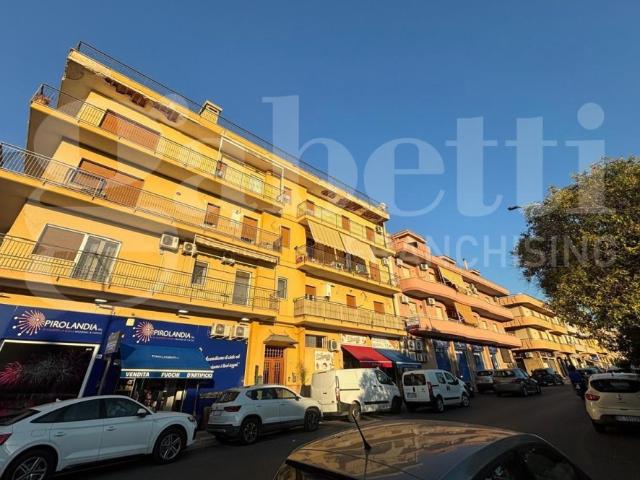 Appartamento in affitto a Bagheria bagheria Capitano Emanuele Basile,65, non arredato/vuoto, riscaldamento autonomo, ascensore TrovaCasa