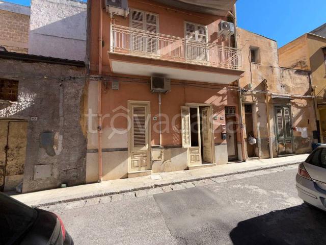 Appartamento in affitto a Bagheria via Castrogiovanni, non arredato/vuoto, cucina abitabile TrovaCasa