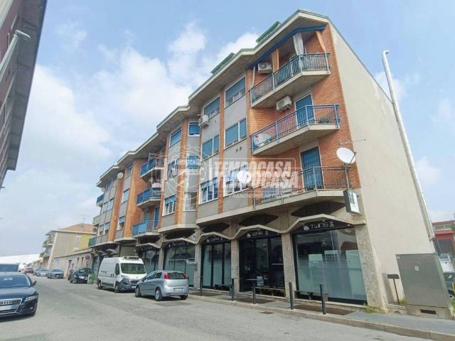 Appartamento in affitto a Baranzate MI