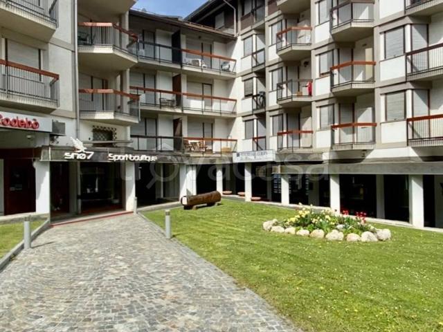 Appartamento in affitto a Bardonecchia via Giuseppe Francesco Medail, 57, arredato, parzialmente ristrutturato, centrale TrovaCasa