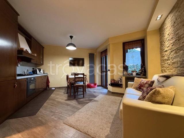 Appartamento in affitto a Bardonecchia via Luigi Einaudi, 19, posto auto, terrazzo, ascensore TrovaCasa