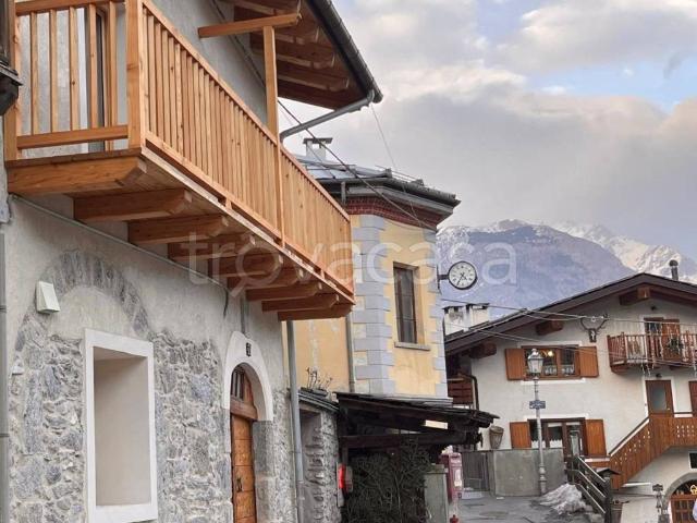 Appartamento in affitto a Bardonecchia strada della Scala, 7, vista panoramica, balcone, cucina abitabile TrovaCasa